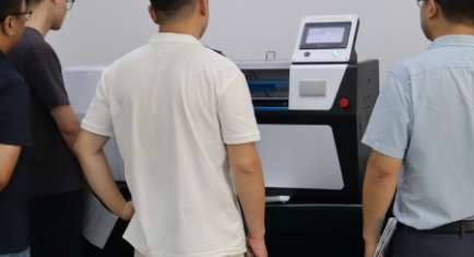 深圳某公司赴上海理涛考察设备球囊综合性能测试仪